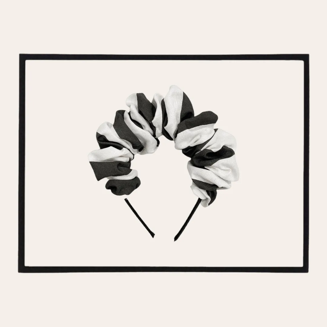 Striped diadem