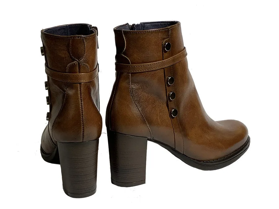 Tolino genuine leather women's ankle boots with zipper and brown heels Mara.
